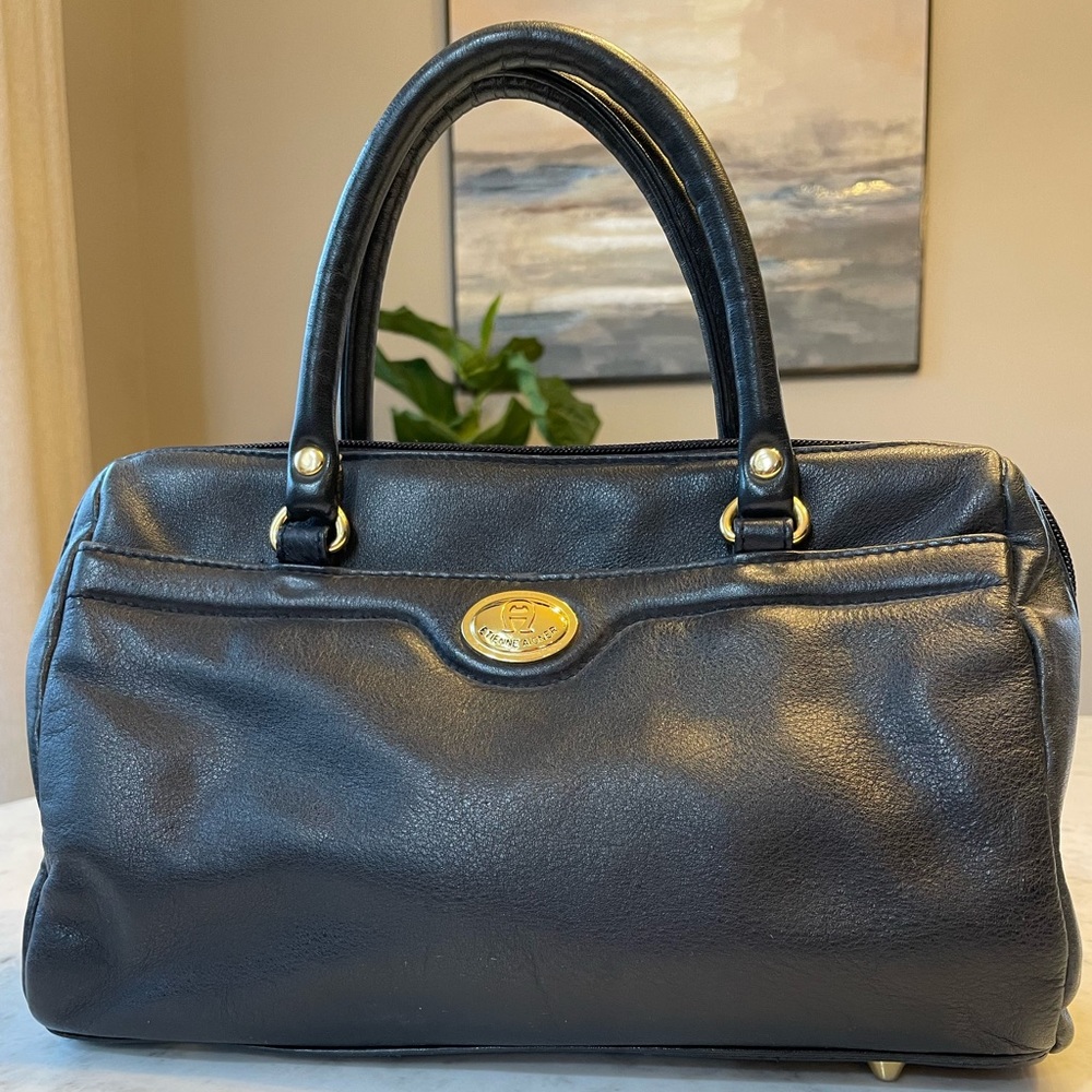 Black/Navy Quality Leather Vintage Etienne Aigner Hand Bag with Gold Accents